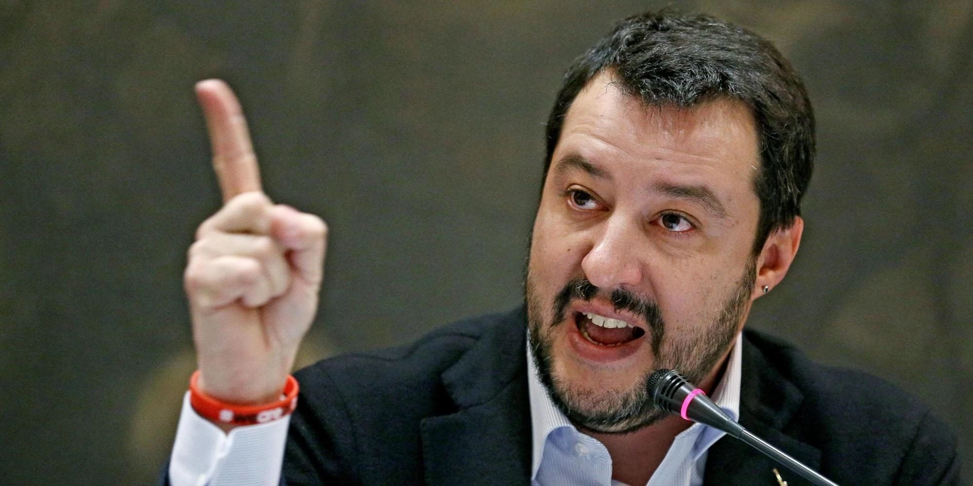 Σάλος στην Ιταλία: Εισαγγελείς της Σικελίας ερευνούν τον Σαλβίνι – Τι απάντησε